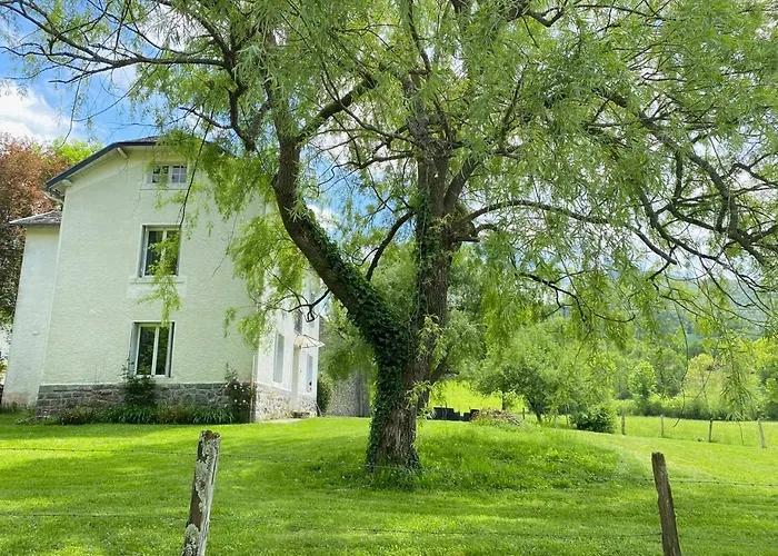 Chez Sylvain Holiday home Issor